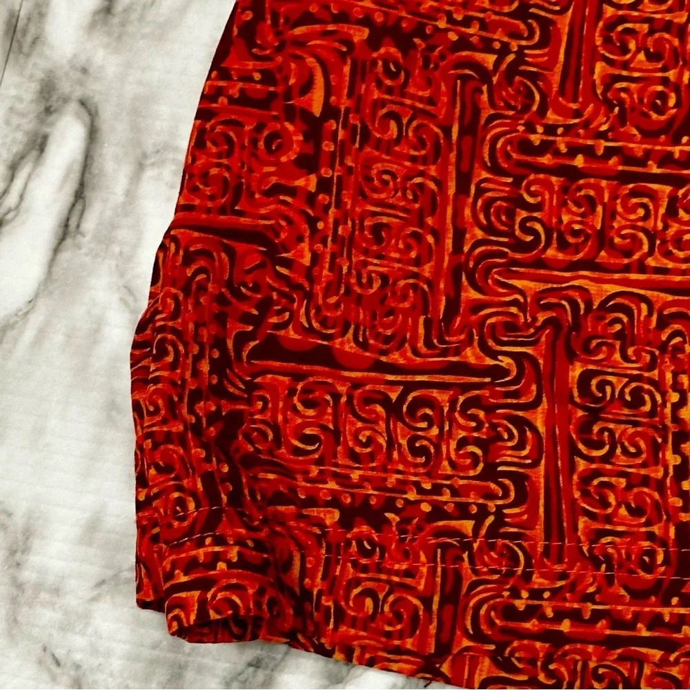 Vibrant Red Swim Trunks with Abstract Pattern Mad Iguana Sz 3XL Beachy Summer